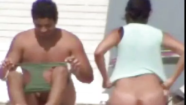 セックスの浴槽で遊ぶディルド 女の子 が 見る 無料 エロ 動画