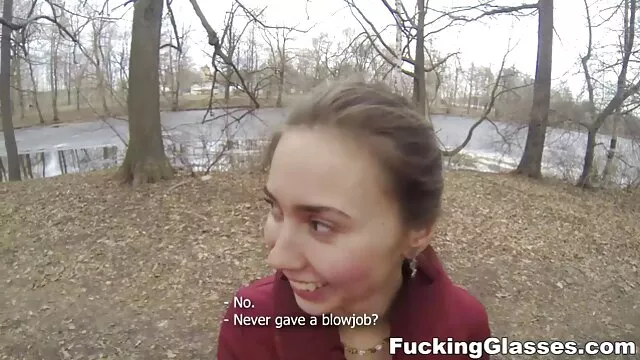 Ariella 女の子 の 為 の アダルト 動画 Ferreraと彼女のドライバーの駐車場