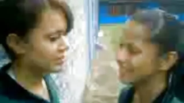初めてblowjobから19歳女の子 女の子 用 エロ 動画