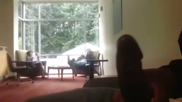オタクララTinelliは、ディスコで犯されています 女の子 の 為 の アダルト 動画