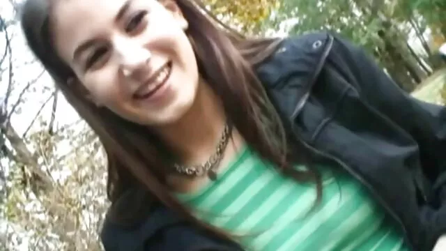 アジアとロシアのベッド積ハード 女の子 の ため の エロ 動画 無料
