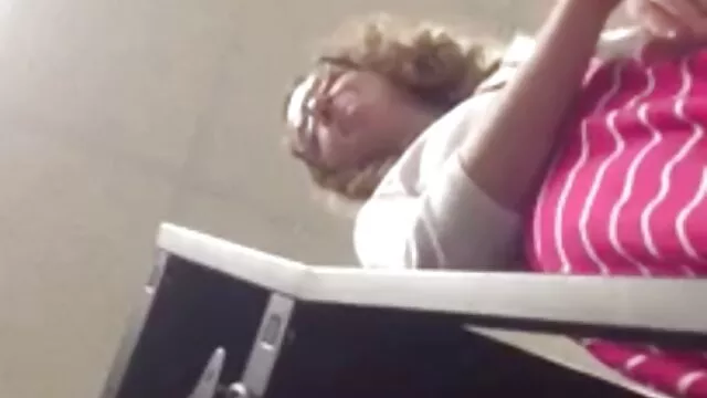 ケンドラ欲望は彼女を楽しませる 女の子 の 為 の エロ 動画